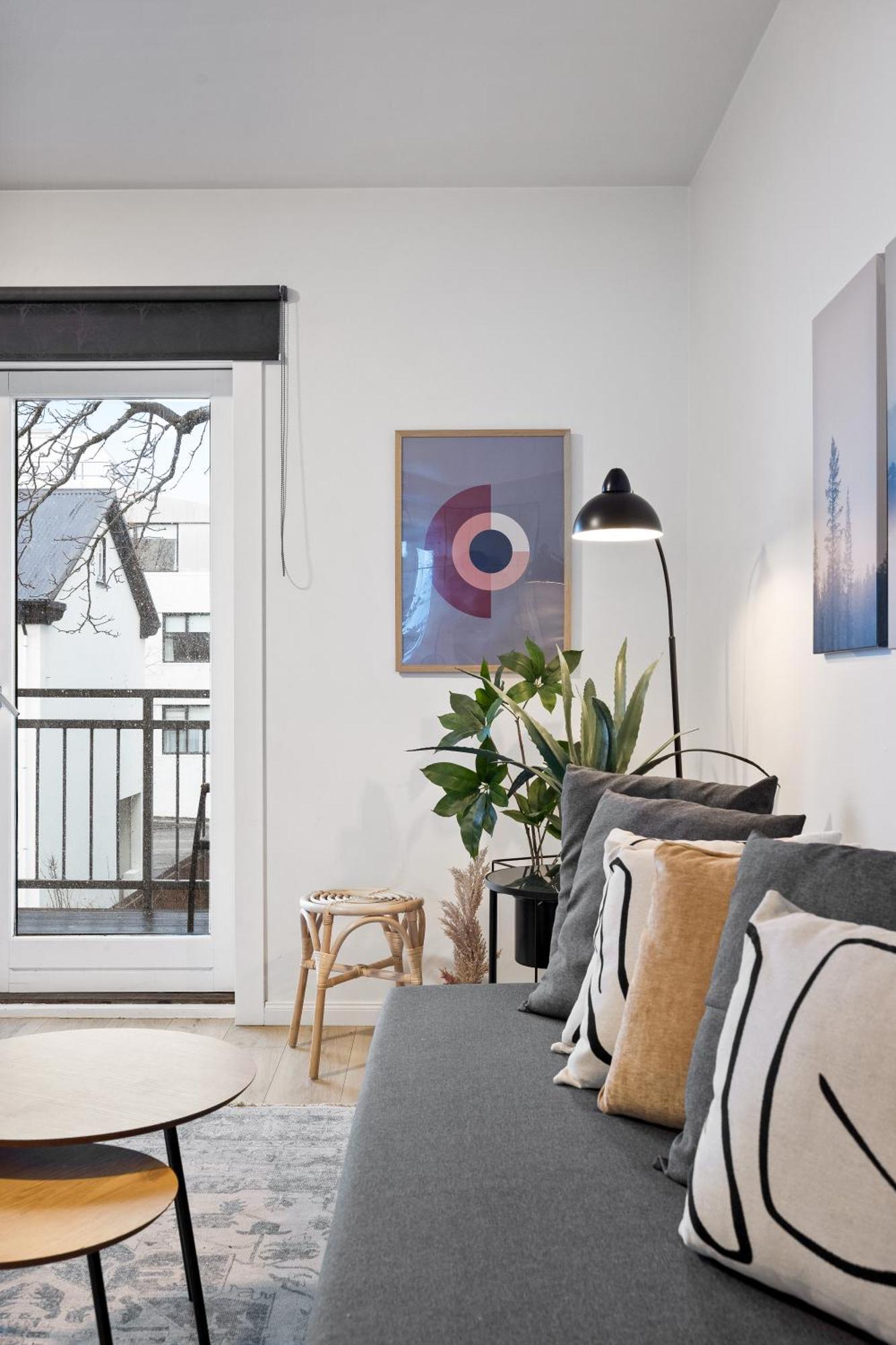 Lokastigur Charming And Inviting Apartment 雷克雅維克 外观 照片