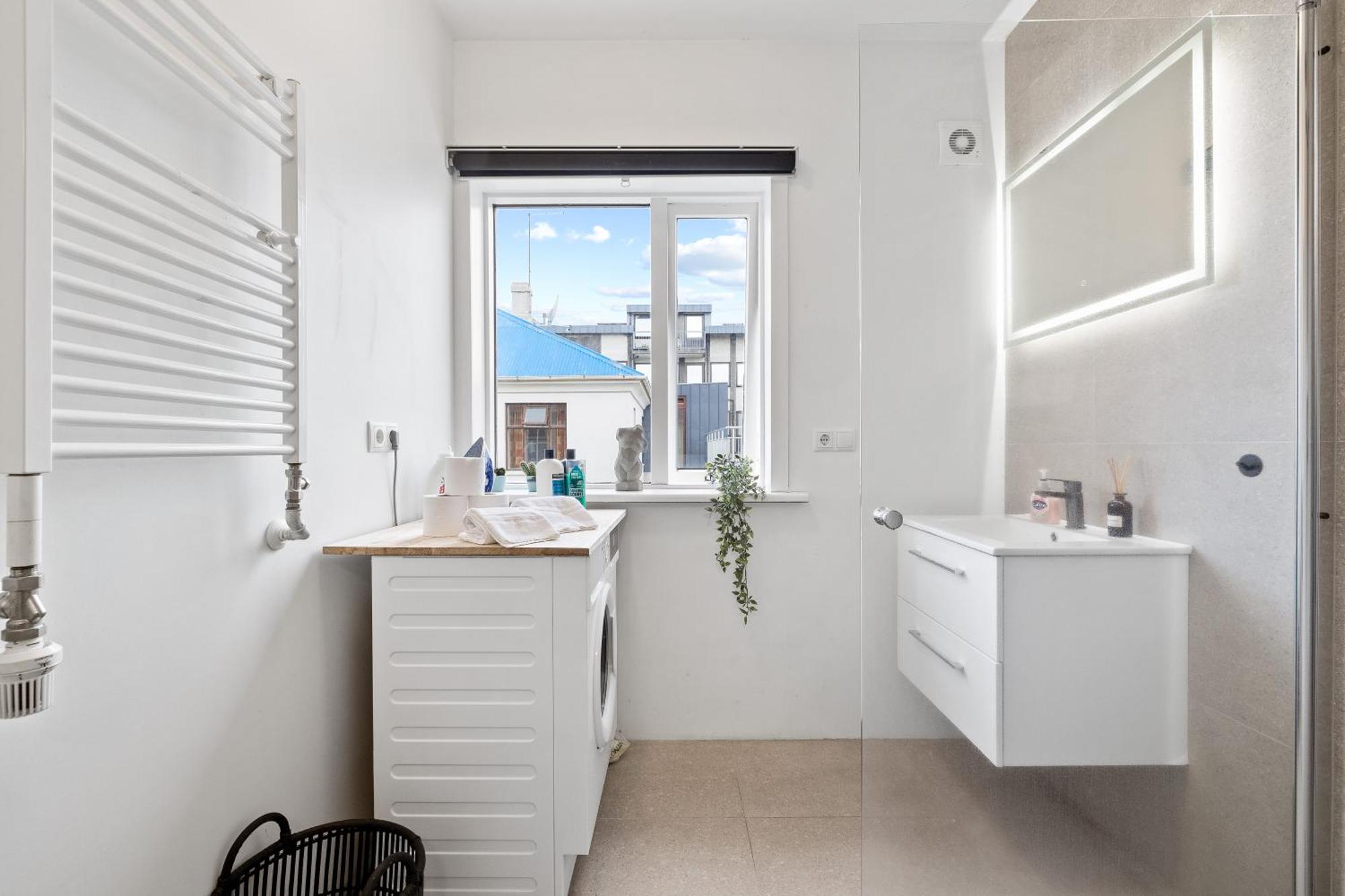Lokastigur Charming And Inviting Apartment 雷克雅維克 外观 照片