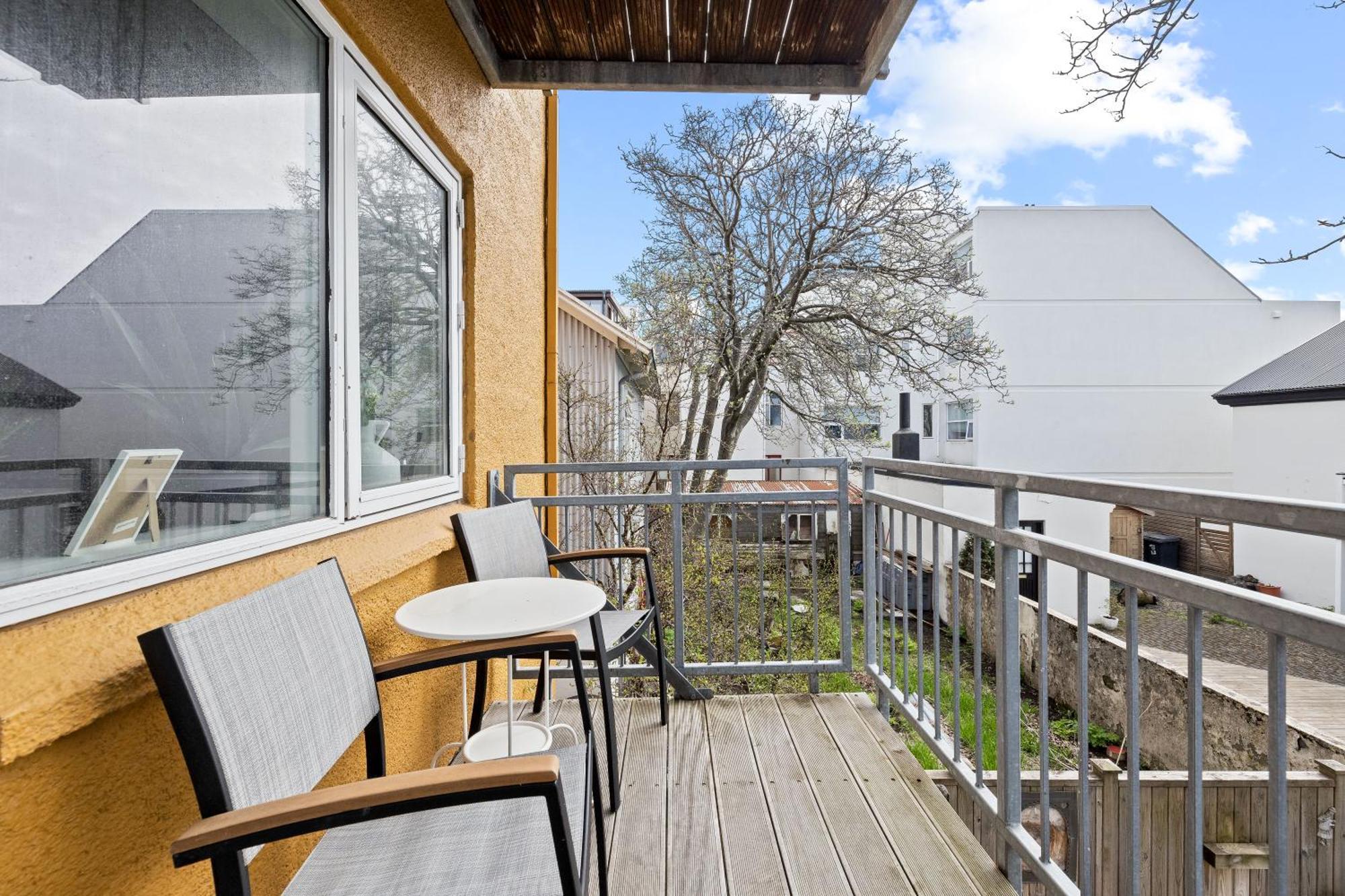Lokastigur Charming And Inviting Apartment 雷克雅維克 外观 照片